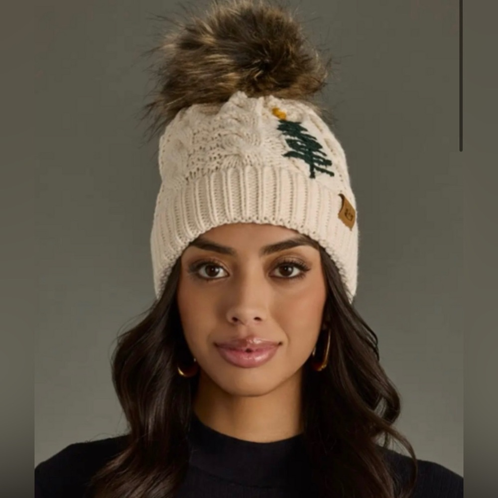 Cozy Cream Knit Beanie